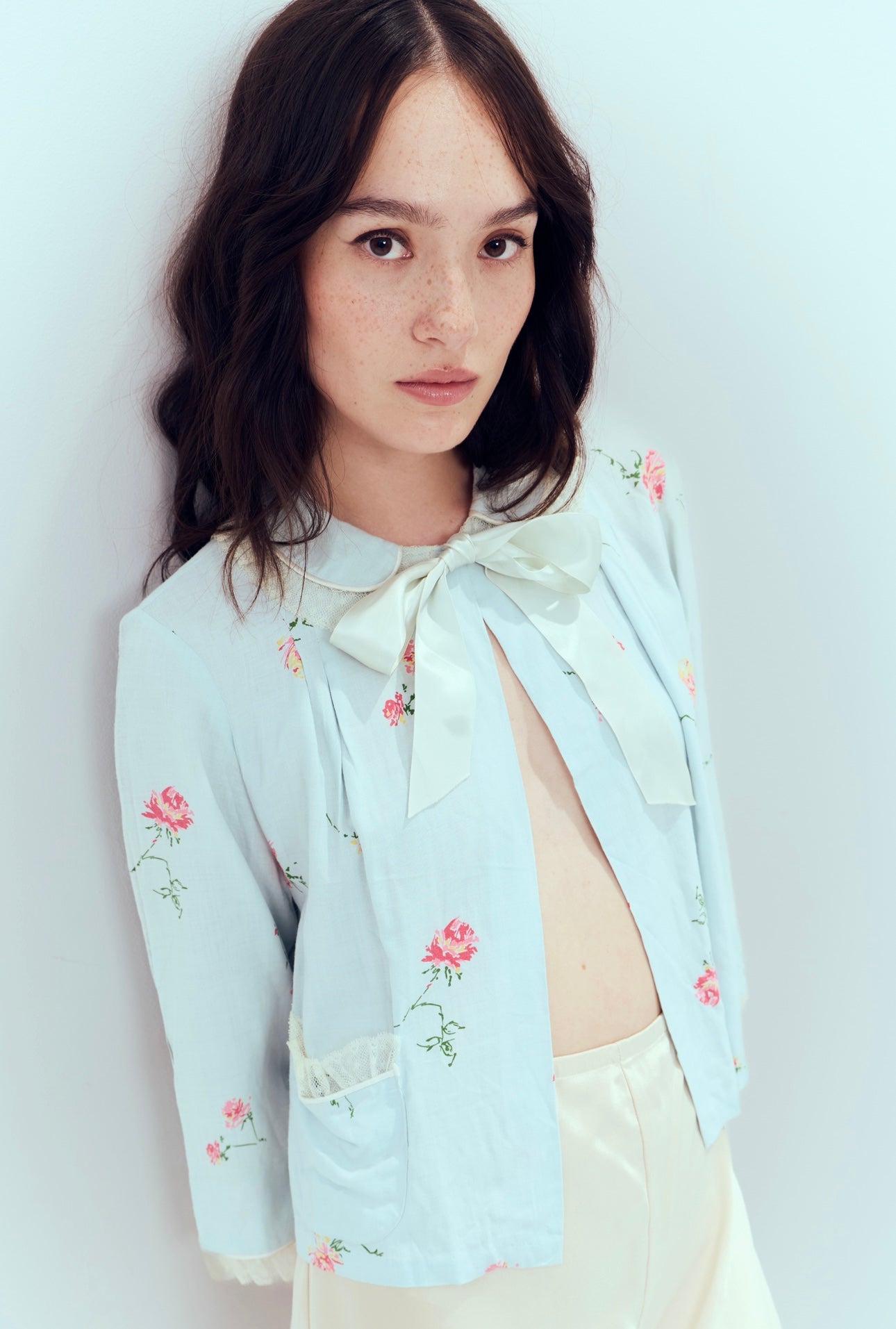 1960s floral baby blue bed jacket