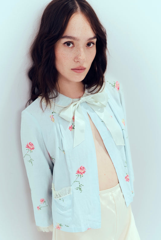 1960s floral baby blue bed jacket